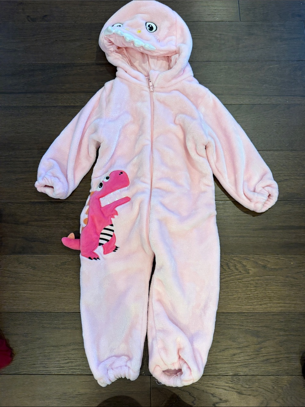 Pink Plush Hooded Kids One-Piece with Dinosaur Size 3/4T? - C3